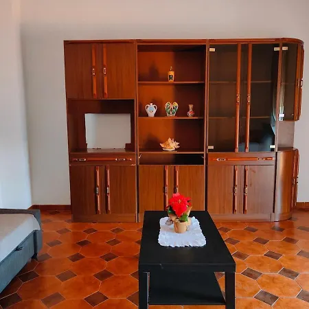 Relax In The Three Colli House In